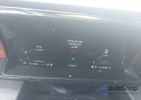 2018 Lincoln Navigator L Reserve из США, поврежденный, VIN 5LMJJ3LT0JEL06993